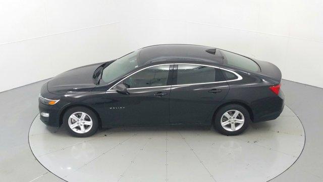 Photo of 2020 Mosaic Black Metallic Chevrolet Malibu