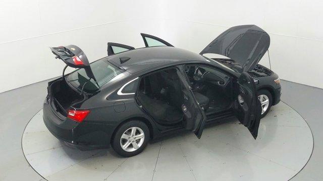 Photo of 2020 Mosaic Black Metallic Chevrolet Malibu
