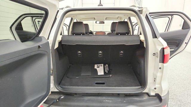 Photo of 2022 White Platinum Clearcoat Metallic Ford EcoSport
