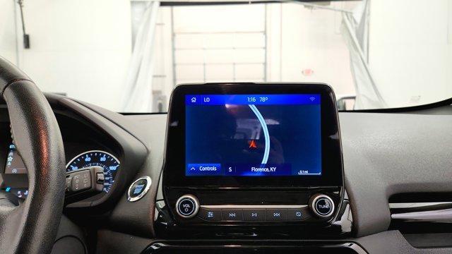 Photo of 2022 White Platinum Clearcoat Metallic Ford EcoSport