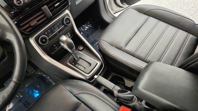 Photo of 2022 White Platinum Clearcoat Metallic Ford EcoSport