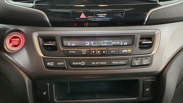 Photo of 2021 Crystal Black Pearl Honda Pilot