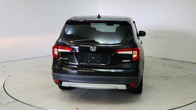Photo of 2021 Crystal Black Pearl Honda Pilot