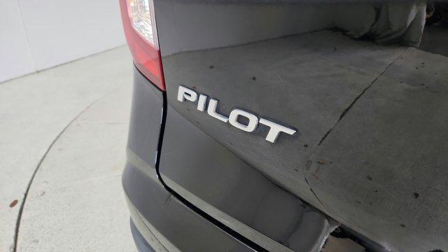 Photo of 2021 Crystal Black Pearl Honda Pilot