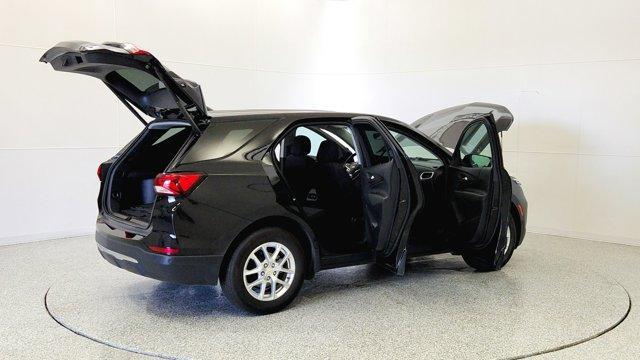 Photo of 2023 Mosaic Black Metallic Chevrolet Equinox