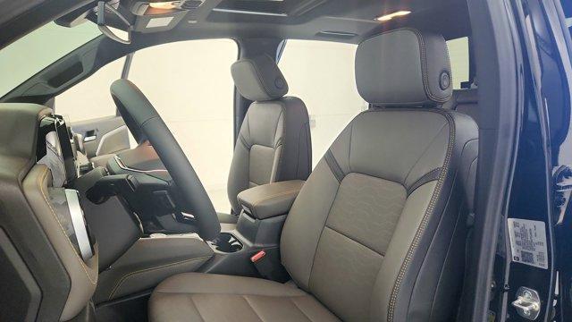 Photo of 2026 Black Chevrolet Colorado