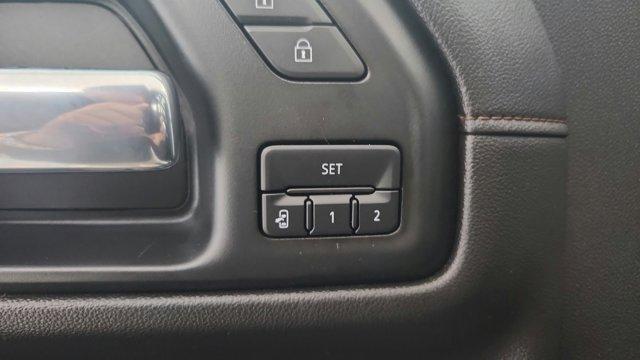 Photo of 2021 Summit White GMC Sierra 1500