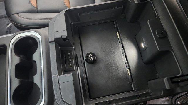 Photo of 2021 Summit White GMC Sierra 1500