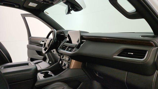 Photo of 2022 Iridescent Pearl Tricoat Chevrolet Tahoe