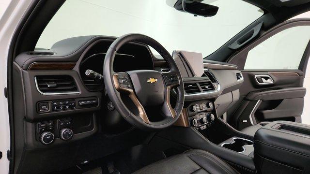 Photo of 2022 Iridescent Pearl Tricoat Chevrolet Tahoe