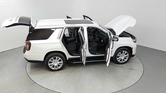 Photo of 2022 Iridescent Pearl Tricoat Chevrolet Tahoe