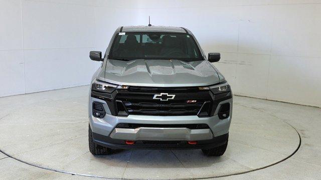 Photo of 2025 Sterling Gray Metallic Chevrolet Colorado