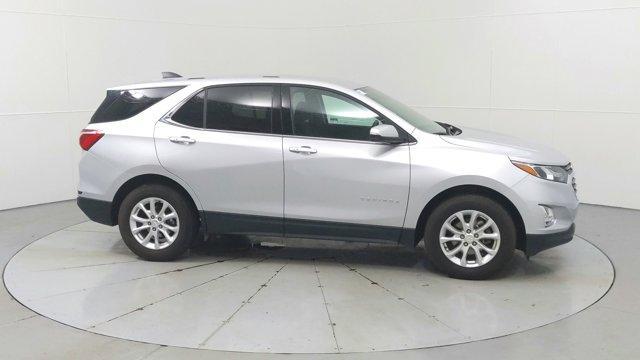 Photo of 2019 Silver Ice Metallic Chevrolet Equinox