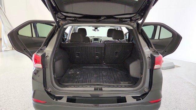 Photo of 2023 Mosaic Black Metallic Chevrolet Equinox