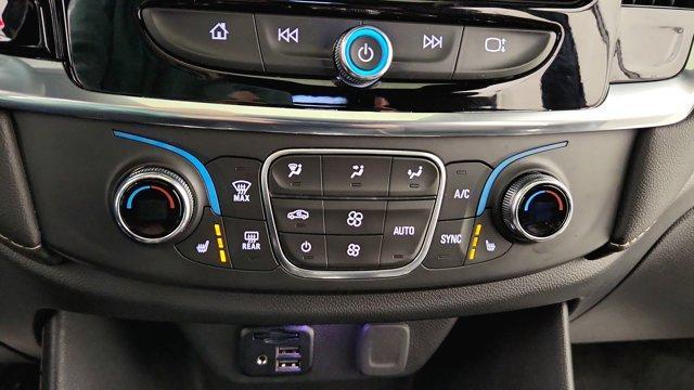 Photo of 2023 Sterling Gray Metallic Chevrolet Traverse