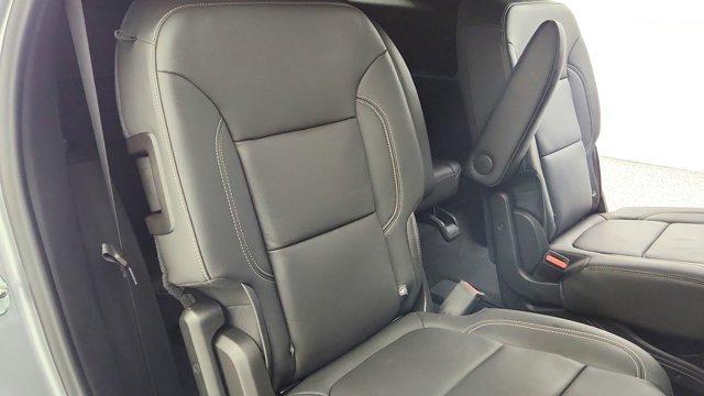 Photo of 2023 Sterling Gray Metallic Chevrolet Traverse