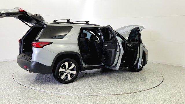Photo of 2023 Sterling Gray Metallic Chevrolet Traverse