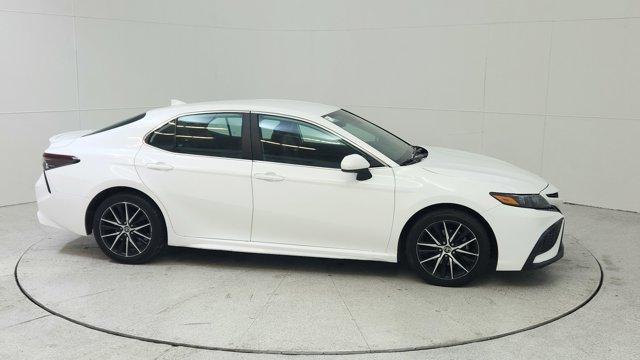 Photo of 2021 Ice Edge / Midnight Black Metallic Toyota Camry