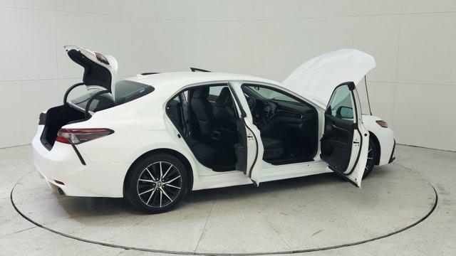 Photo of 2021 Ice Edge / Midnight Black Metallic Toyota Camry