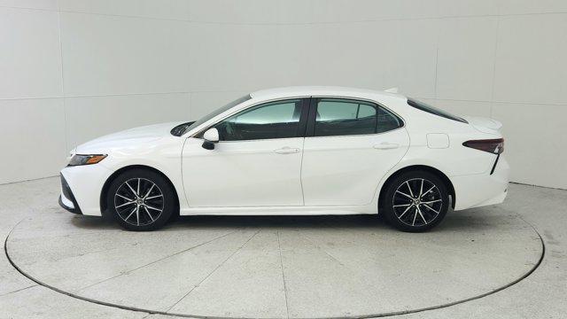Photo of 2021 Ice Edge / Midnight Black Metallic Toyota Camry