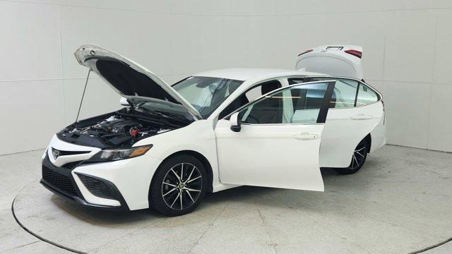 Photo of 2021 Ice Edge / Midnight Black Metallic Toyota Camry