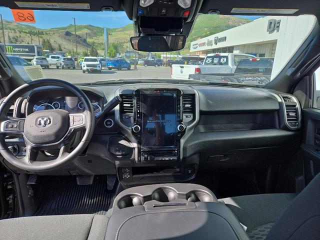 Photo of 2025 Diamond Black Crystal Pearlcoat RAM 2500