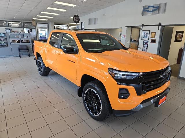 Photo of 2026 Sunrise Orange Chevrolet Colorado