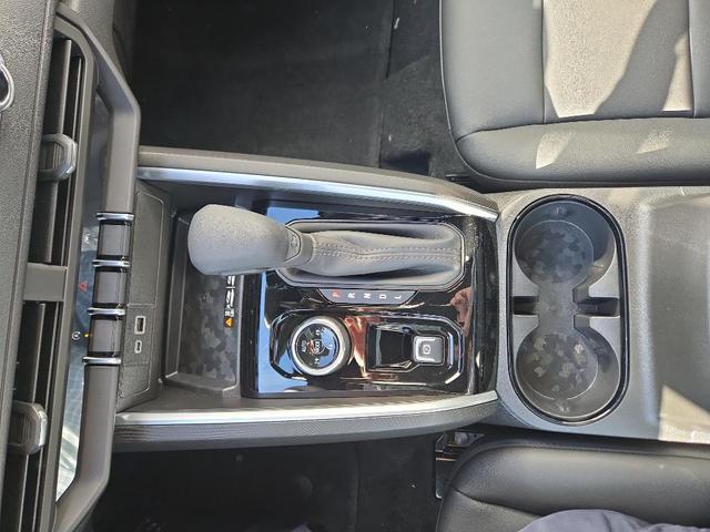Photo of 2026 Radiant Red Tintcoat Chevrolet Colorado