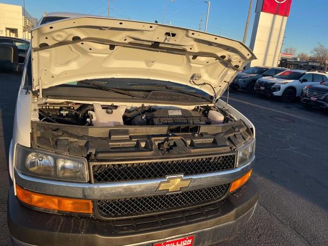 Photo of 2022 White Chevrolet Express 3500