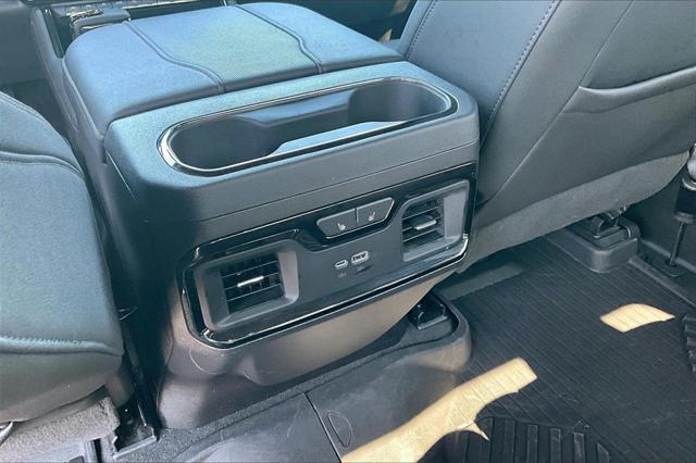 Photo of 2024 Onyx Black GMC Sierra 1500
