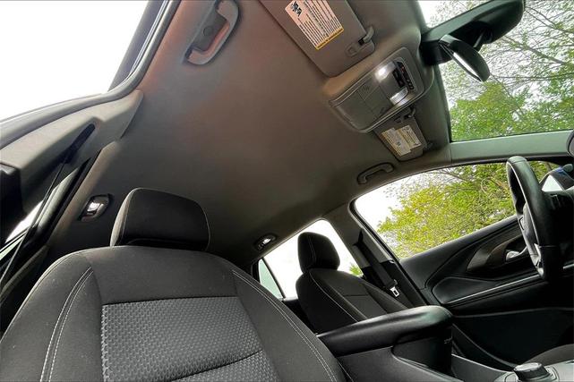 Photo of 2022 Marine Metallic GMC Terrain