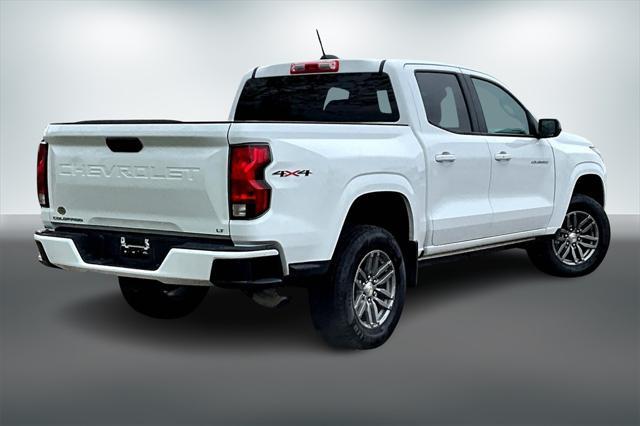Photo of 2023 Summit White Chevrolet Colorado