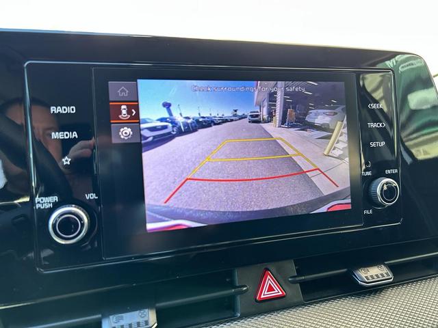 Photo of 2023 Snow White Pearl Kia Sportage Hybrid