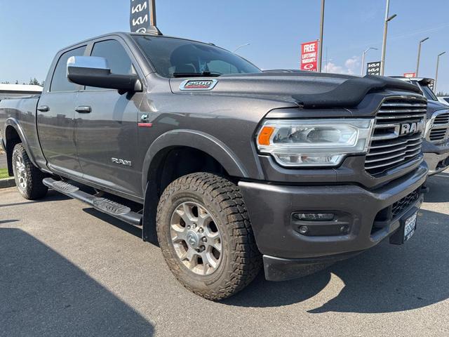 Photo of 2019 Diamond Black Crystal Pearlcoat RAM 2500