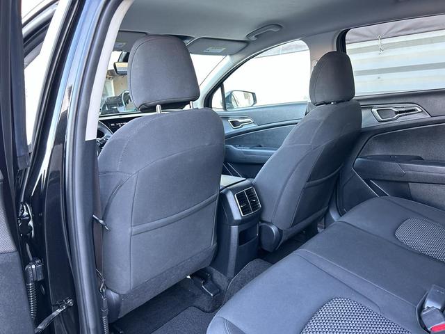 Photo of 2023 Fusion Black Kia Sportage Hybrid