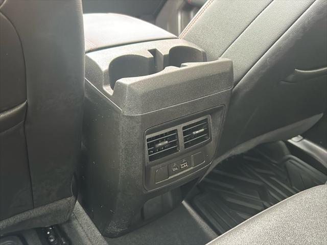 Photo of 2023 Summit White Chevrolet Colorado