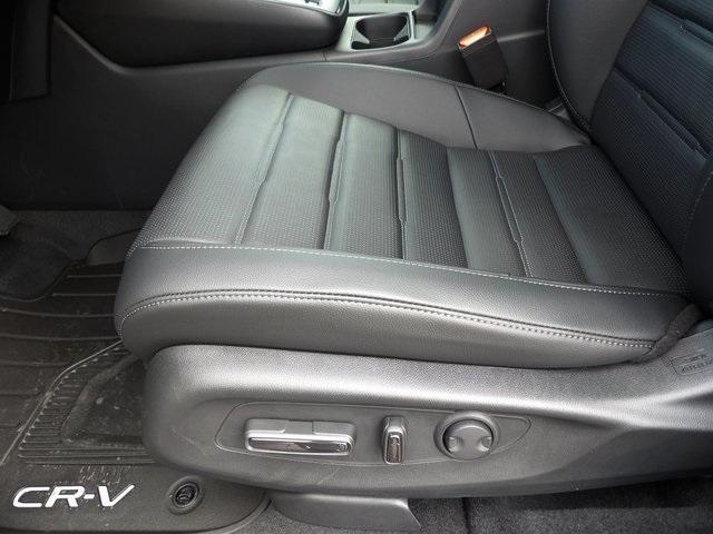 Photo of 2026 Urban Gray Pearl Honda CR-V