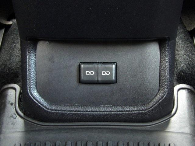 Photo of 2022 Celestial Silver Metallic Toyota Highlander