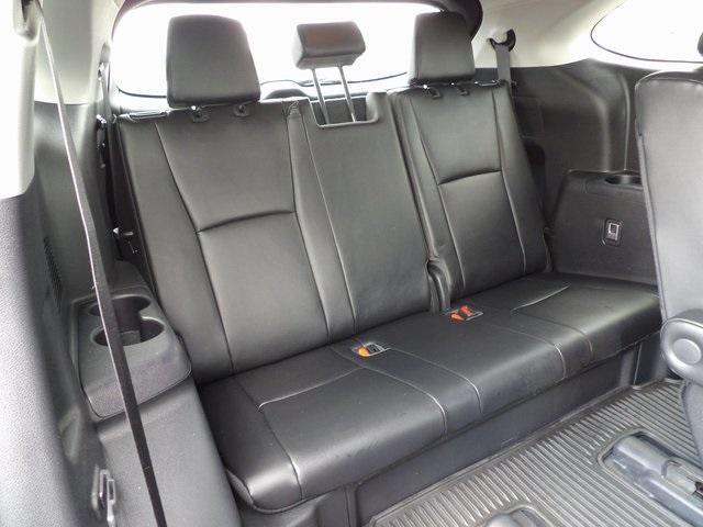 Photo of 2022 Celestial Silver Metallic Toyota Highlander