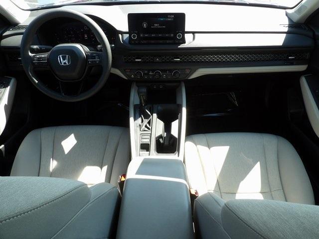 Photo of 2023 Meteorite Gray Metallic Honda Accord