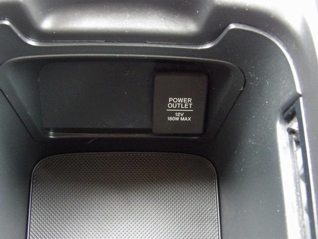 Photo of 2022 Platinum White Pearl Honda CR-V