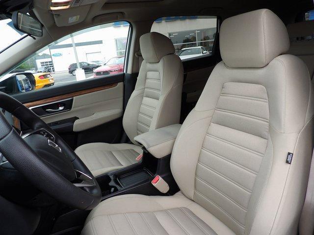 Photo of 2022 Platinum White Pearl Honda CR-V