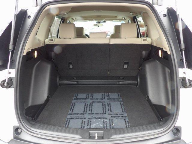 Photo of 2022 Platinum White Pearl Honda CR-V