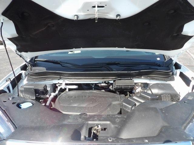 Photo of 2022 Platinum White Pearl Honda Ridgeline