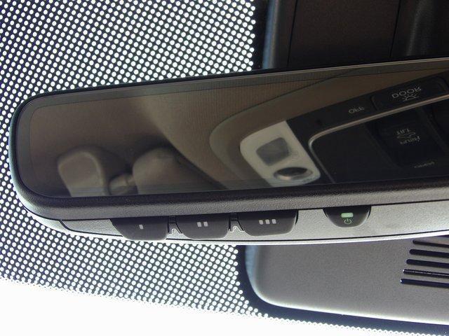 Photo of 2022 Platinum White Pearl Honda Ridgeline