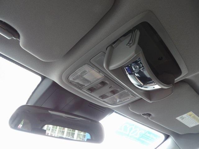 Photo of 2022 Crystal Black Pearl Honda CR-V