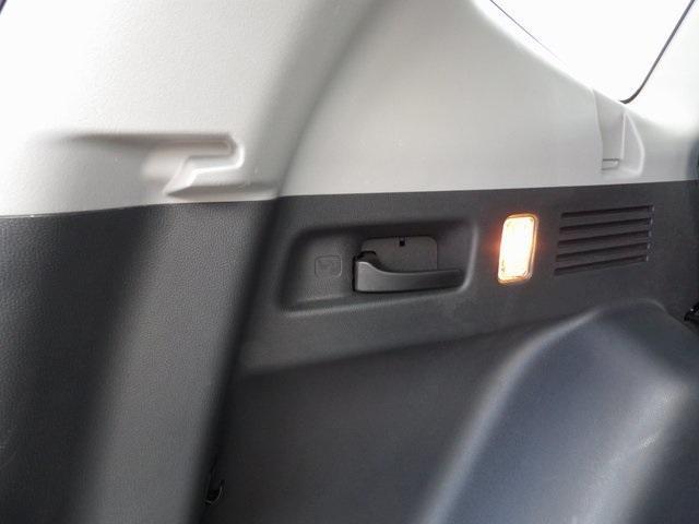 Photo of 2022 Crystal Black Pearl Honda CR-V