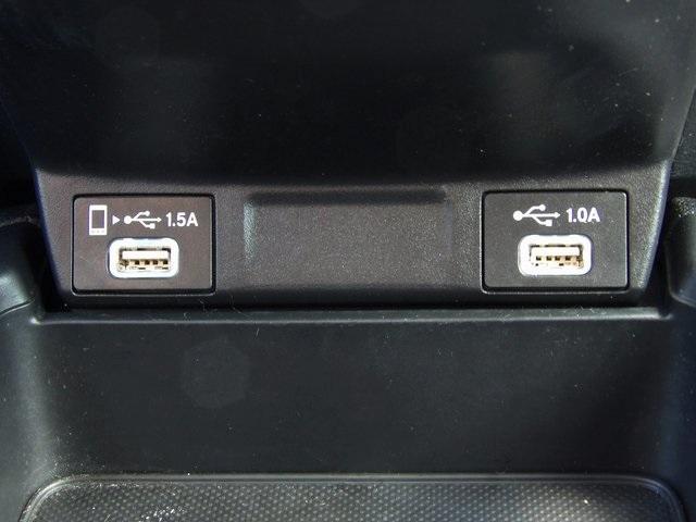 Photo of 2022 Crystal Black Pearl Honda CR-V