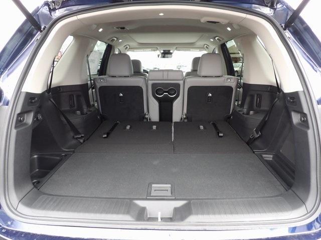 Photo of 2025 Obsidian Blue Pearl Honda Pilot