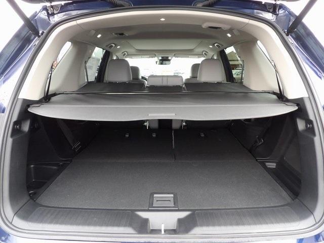 Photo of 2025 Obsidian Blue Pearl Honda Pilot